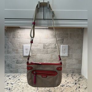 Coach EUC Daisy Spectator Red, Pink, & Tan Leather Crossbody Bag